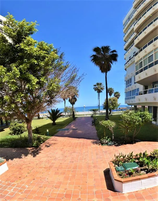 شقة توريمولينوس  في Apartamento Tropico